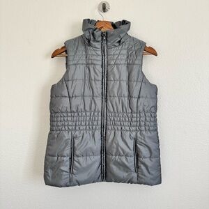New York & Company Gray Puffer Vest Faux Fur Hood Zip Sleeveless Winter Layer